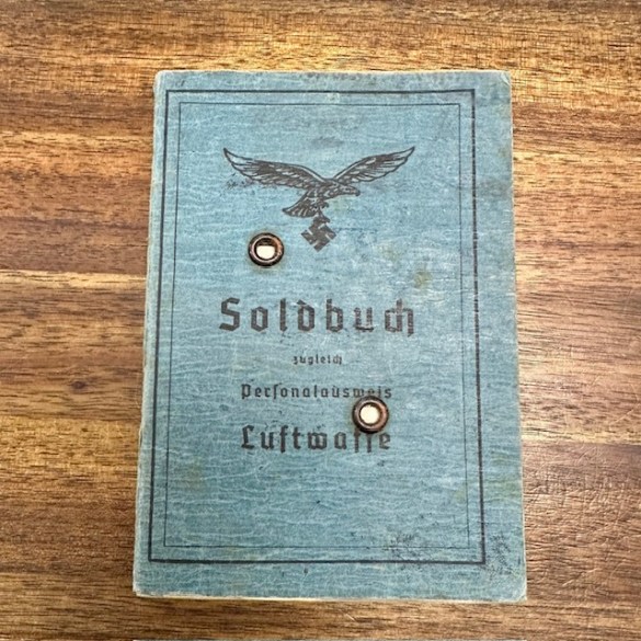 WW2 Luftwaffe Soldbuch 1